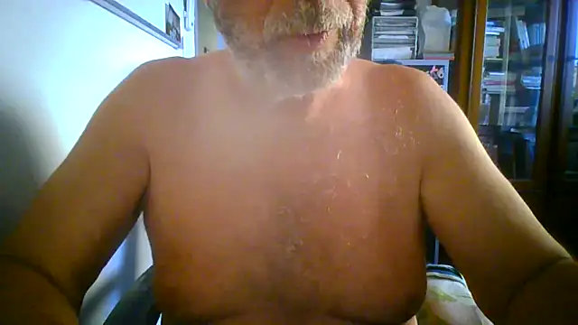 Snapshot of hpp66 chatting on 05/28/26, 05:48 hpp66 online show from 05/28/26, 05:48