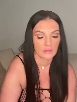 Nola Luxx-offiziell online show from 10/27/25, 12:28