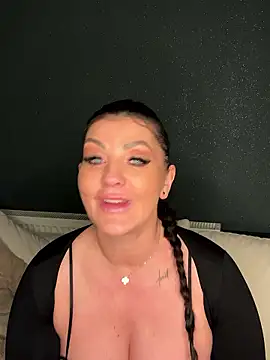 Nola Luxx-offiziell online show from 01/13/26, 06:45