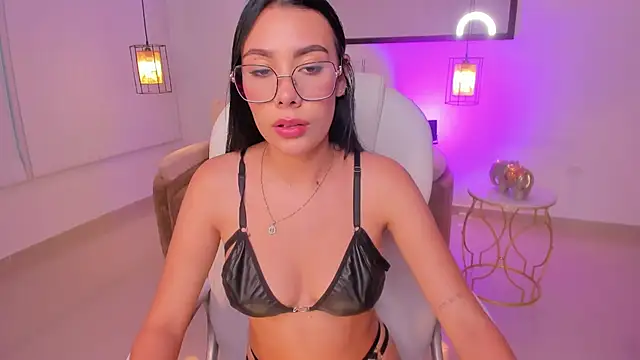 amara foxx online show from 07/01/26, 07:03