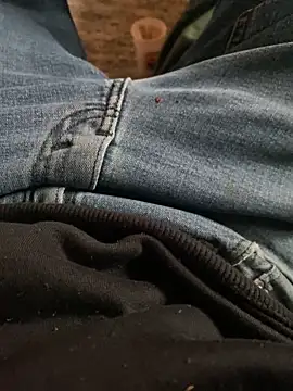 Pedro98801 online show from 12/16/25, 09:52