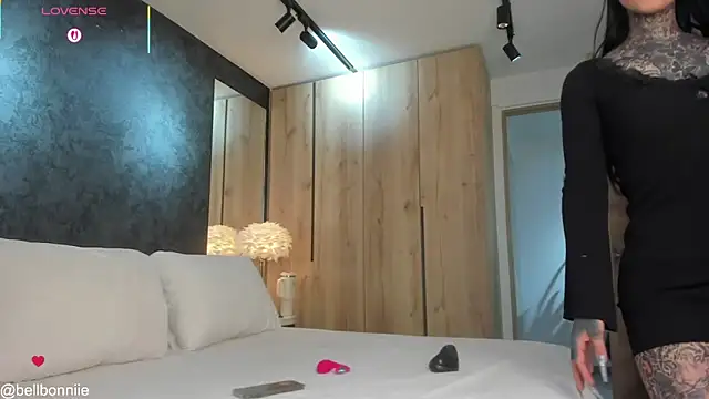 belllbonniie online show from 03/21/26, 08:02