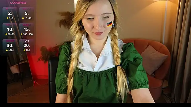 Snapshot of Milana_Key chatting on 09/23/25, 09:55 Milana Key online show from 09/23/25, 09:55