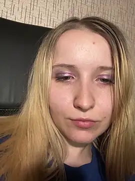 Snapshot of Milana_Key chatting on 09/14/25, 12:33 Milana Key online show from 09/14/25, 12:33