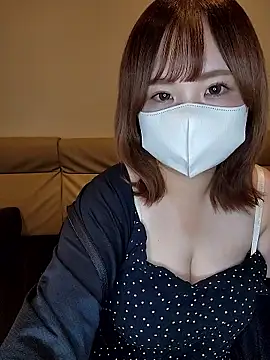 Snapshot of --MIYUKI chatting on 10/10/25, 11:00 --MIYUKI online show from 10/10/25, 11:00