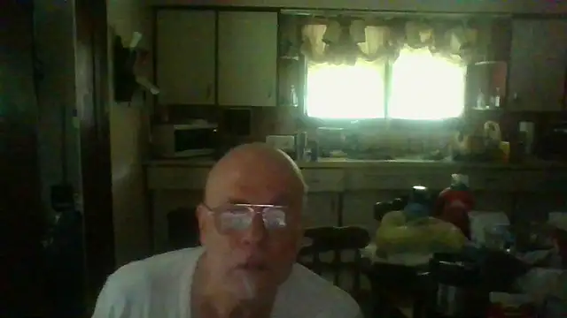 Snapshot of mapsterdaman chatting on 07/06/26, 05:15 mapsterdaman online show from 07/06/26, 05:15