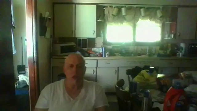 Snapshot of mapsterdaman chatting on 07/04/26, 12:43 mapsterdaman online show from 07/04/26, 12:43
