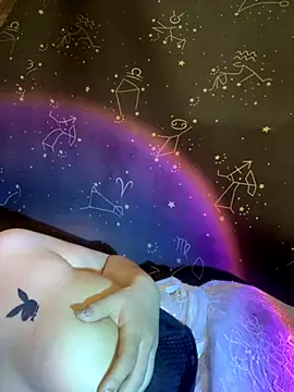 swallow-nice online show from 09/25/25, 06:14