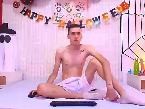 LuigiMarchetti online show from 10/27/25, 07:59