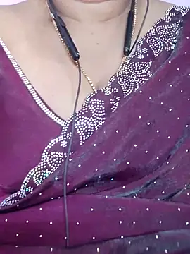 Tamil Azhaghi25 online show from 02/04/26, 06:08