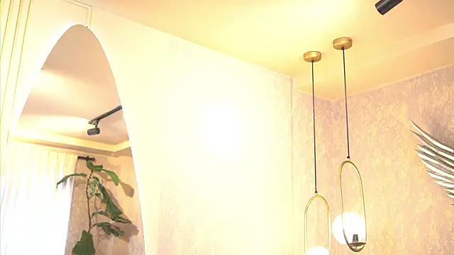 Tayler Kim online show from 10/29/25, 06:18