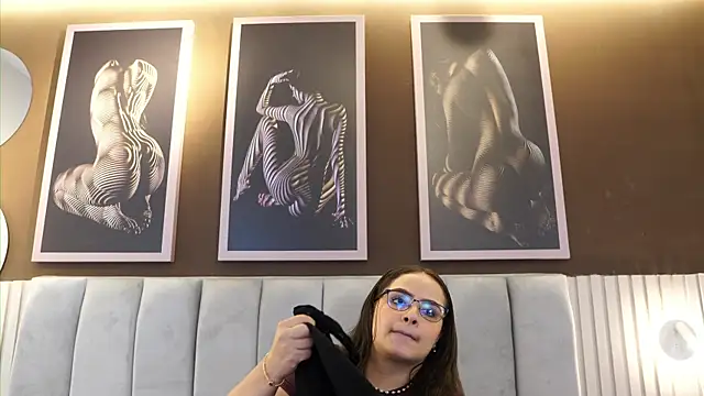 Tayler Kim online show from 01/15/26, 06:44