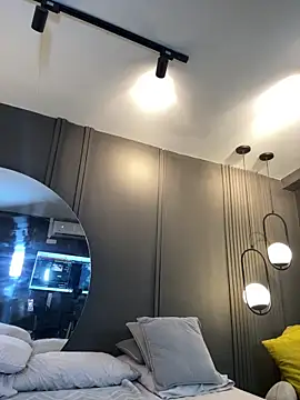 Tayler Kim online show from 02/13/26, 06:41