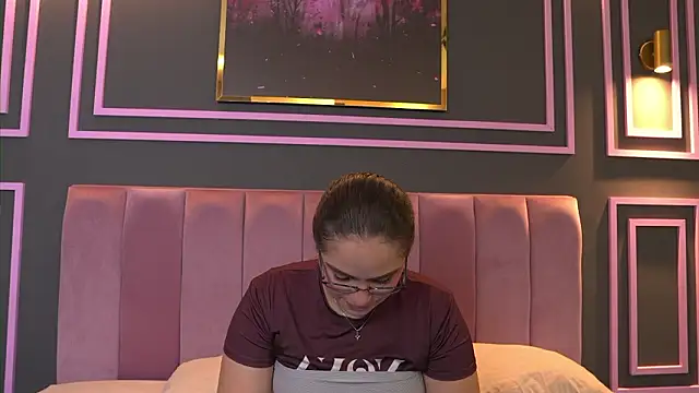 Tayler Kim online show from 03/15/26, 04:36