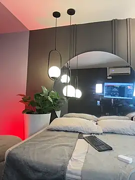 Tayler Kim online show from 02/12/26, 06:40