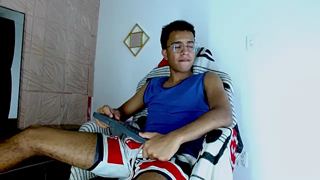 aston xvera online show from 11/09/25, 08:57