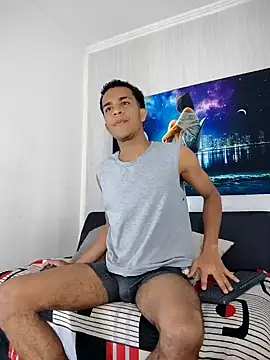 aston xvera online show from 09/21/25, 08:36