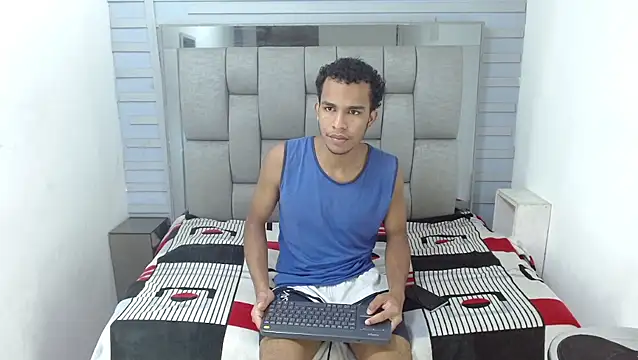 aston xvera online show from 09/09/25, 08:29