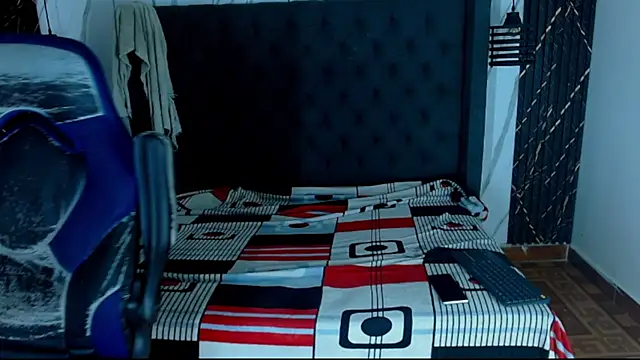 aston xvera online show from 10/26/25, 03:51