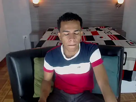 aston xvera online show from 09/15/25, 03:18