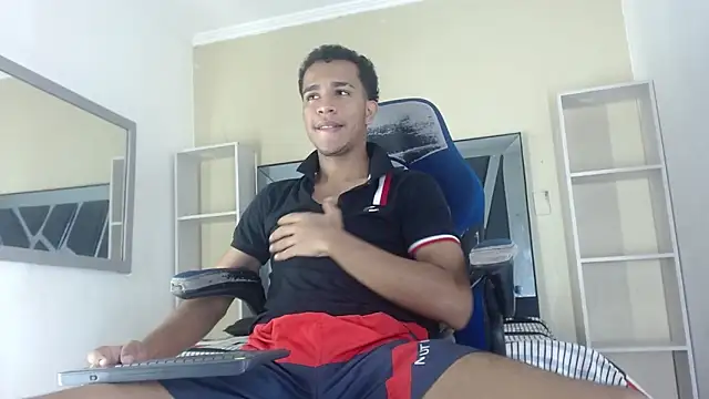 aston xvera online show from 09/21/25, 03:22