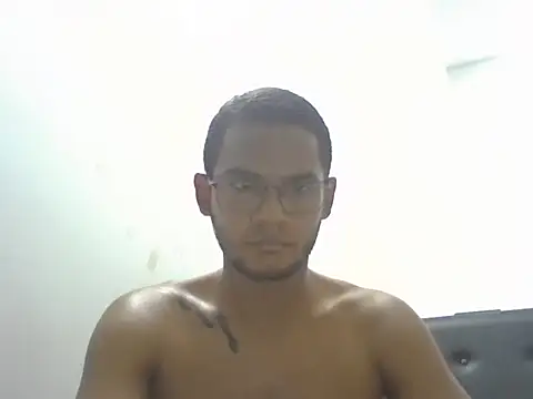Snapshot of jayden_cooper1 chatting on 11/12/25, 08:12 jayden cooper1 online show from 11/12/25, 08:12