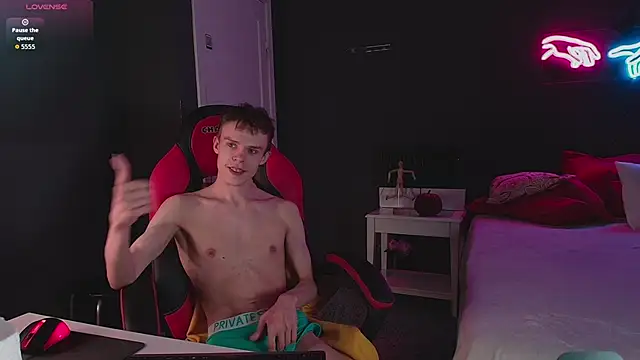 Brad Myles online show from 10/22/25, 02:38