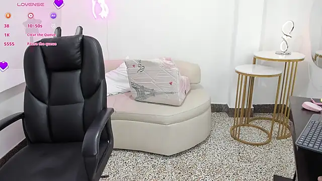 Miss Francheska online show from 10/03/25, 11:34