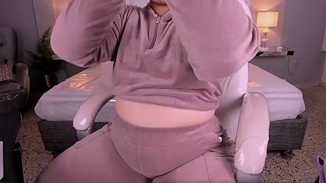 Miss Francheska online show from 02/11/26, 11:54