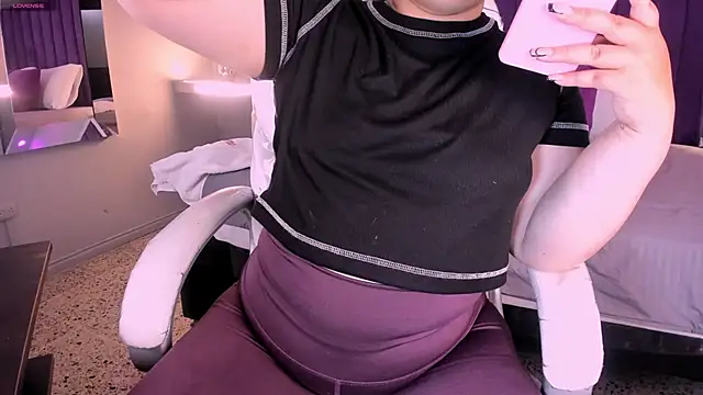 Miss Francheska online show from 03/04/26, 12:24