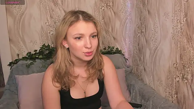 MilinaMorris online show from 04/08/26, 12:06