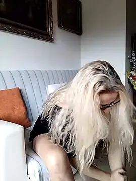  sexyBLONDE46  online show from 02/05/26, 10:55