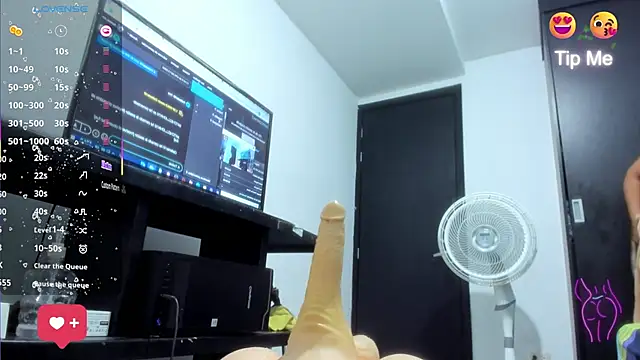 lunna noir online show from 11/26/25, 11:16