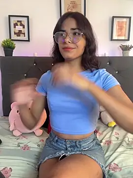 Im Lyan online show from 10/03/25, 03:13