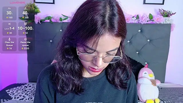 Im Lyan online show from 11/02/25, 02:16