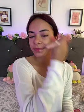 Im Lyan online show from 11/29/25, 03:34