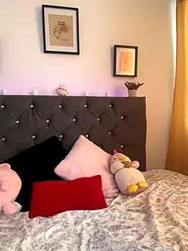 Im Lyan online show from 10/04/25, 03:24