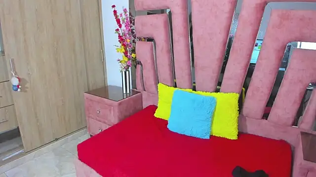 MaraKarly online show from 03/11/26, 12:10