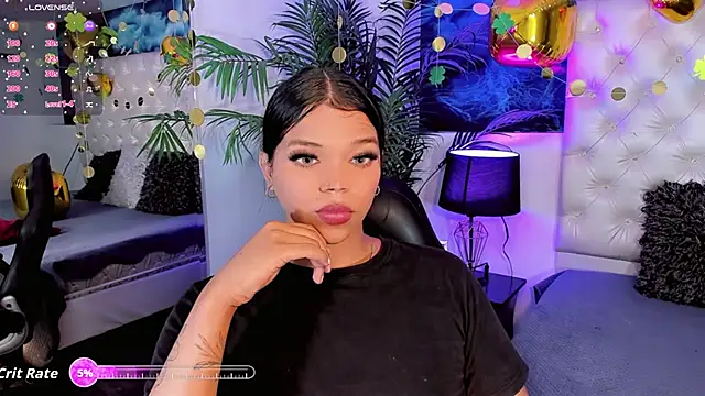 Valeria Swett  online show from 03/18/26, 11:37