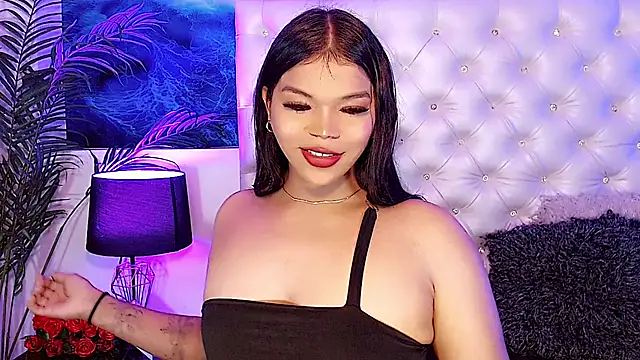 Valeria Swett  online show from 03/10/26, 08:02