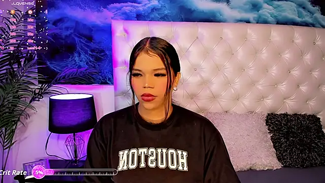 Valeria Swett  online show from 03/22/26, 08:32