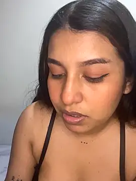 Snapshot of _Chloe_Smith chatting on 09/22/25, 04:40 Chloe Smith online show from 09/22/25, 04:40
