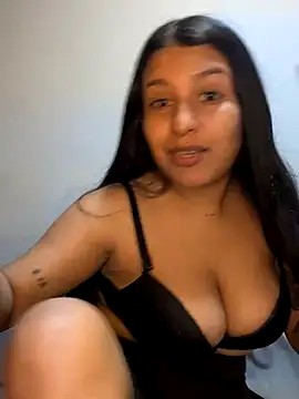  Chloe Smith online show from 10/29/25, 04:11