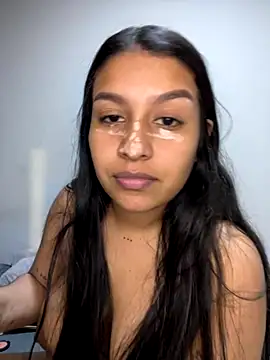 Snapshot of _Chloe_Smith chatting on 10/04/25, 12:56 Chloe Smith online show from 10/04/25, 12:56