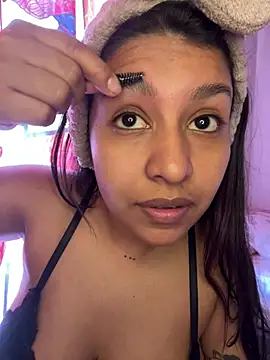  Chloe Smith online show from 04/28/26, 04:22