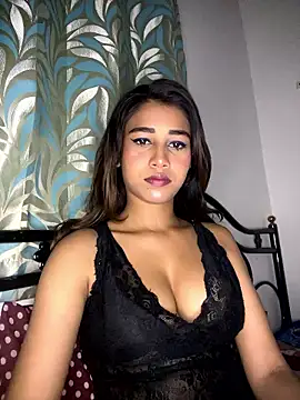 STRIP GLOW online show from 01/07/26, 11:21