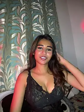 STRIP GLOW online show from 03/22/26, 10:00