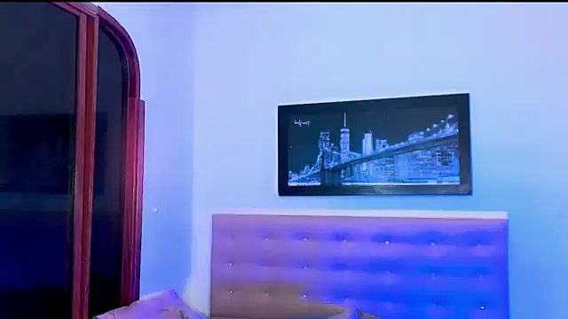 aura-monet online show from 12/14/25, 05:02