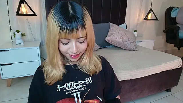 IvyBelle  online show from 10/06/25, 11:44