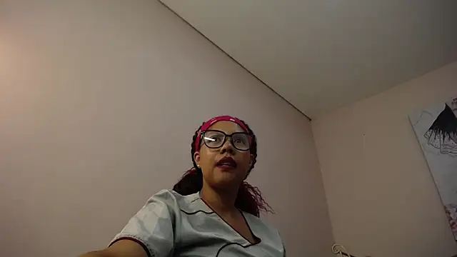 gigi1326 online show from 06/05/26, 02:56